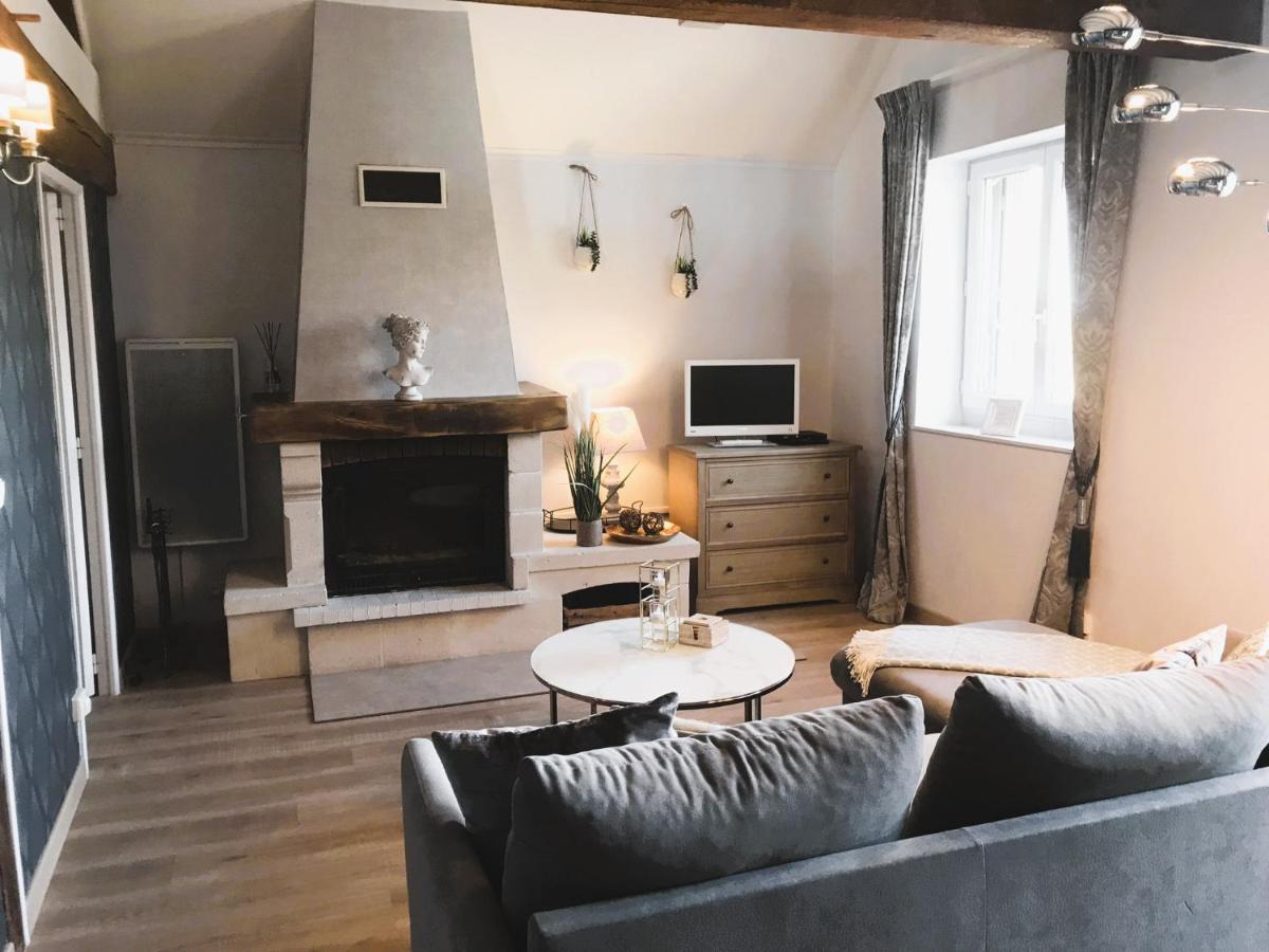 Bed and Breakfast Domaine Pont Juillet Fontaines  Esterno foto