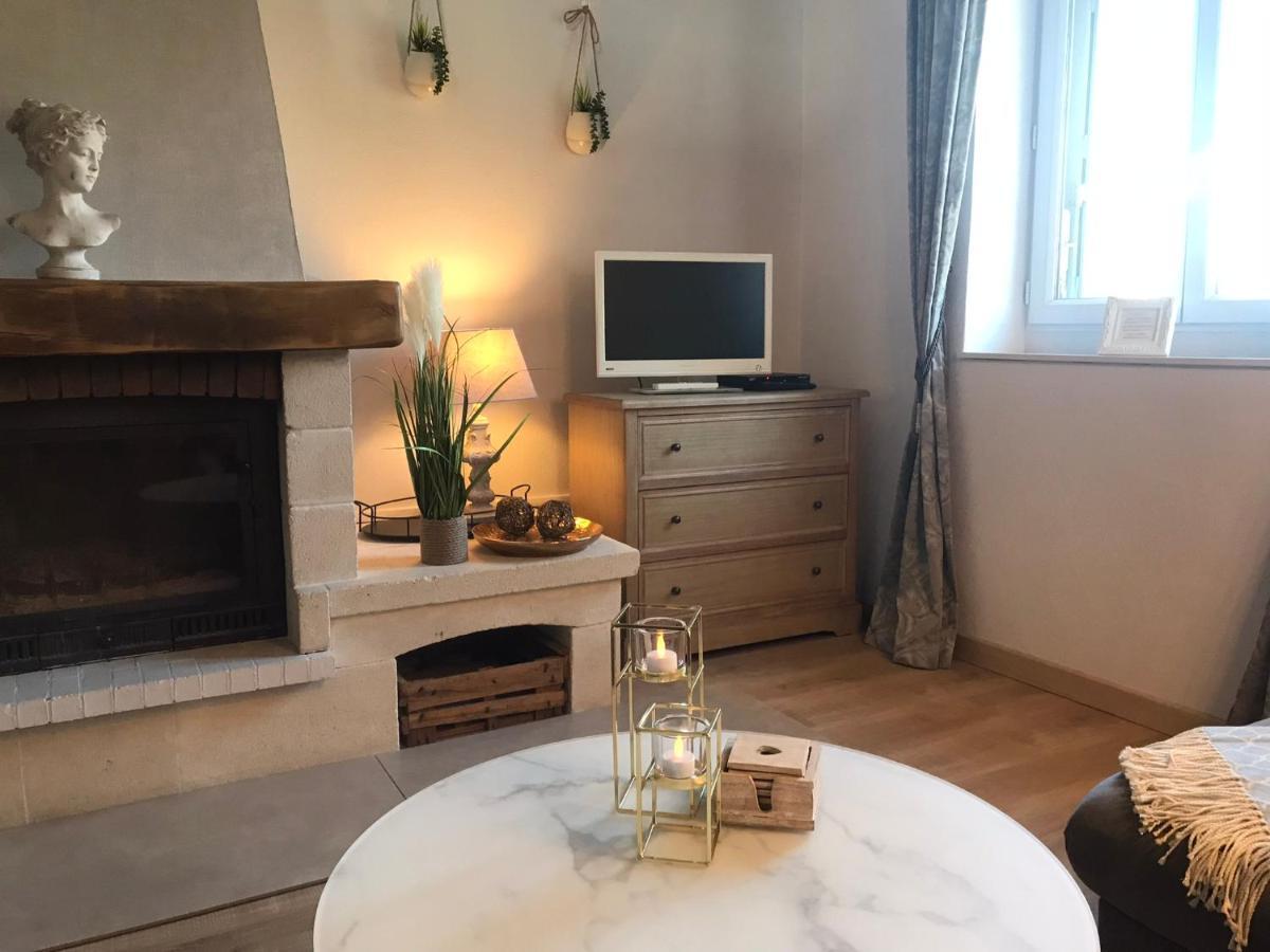 Bed and Breakfast Domaine Pont Juillet Fontaines  Esterno foto